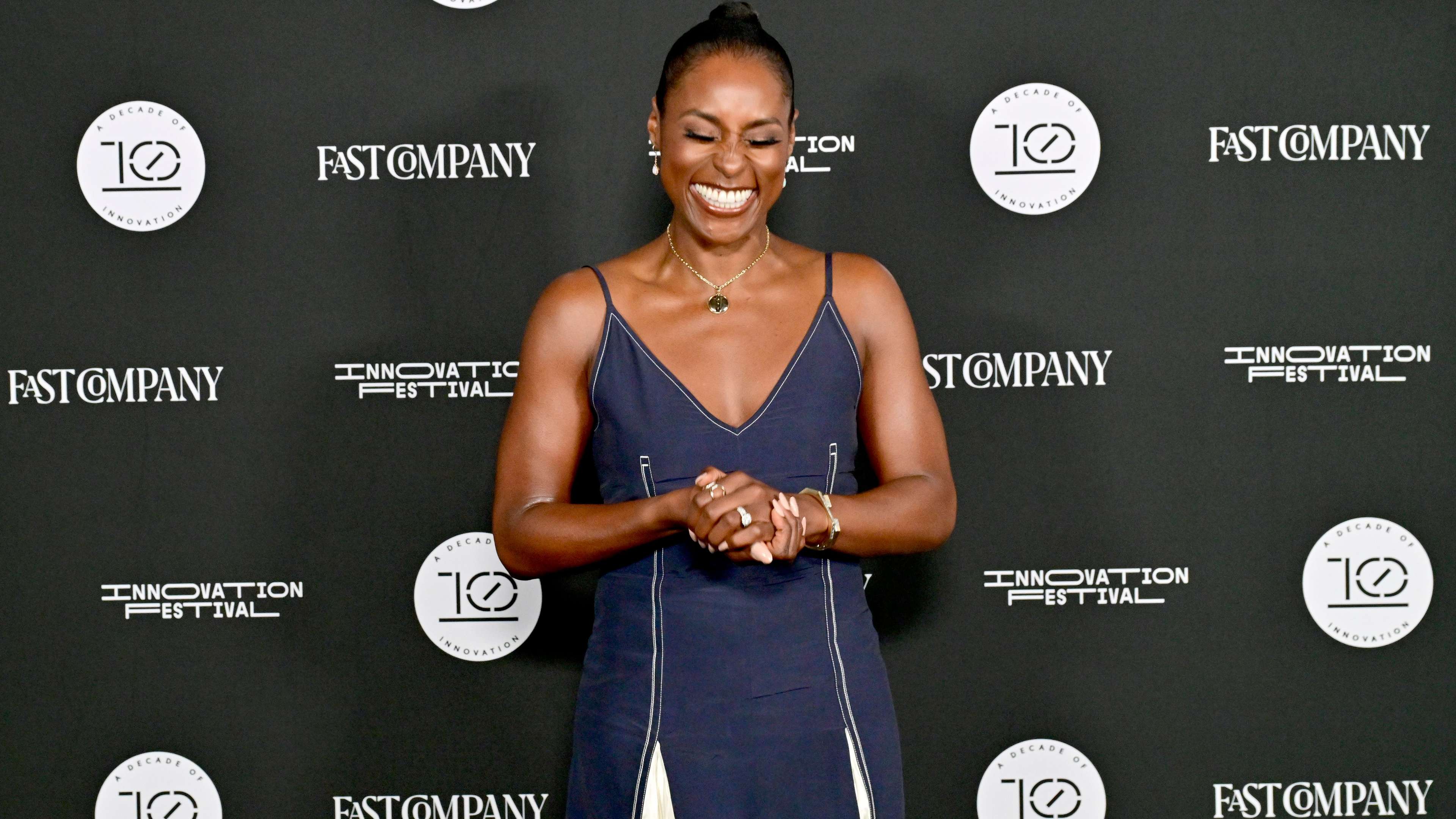 各国球迷纷 各国球迷纷