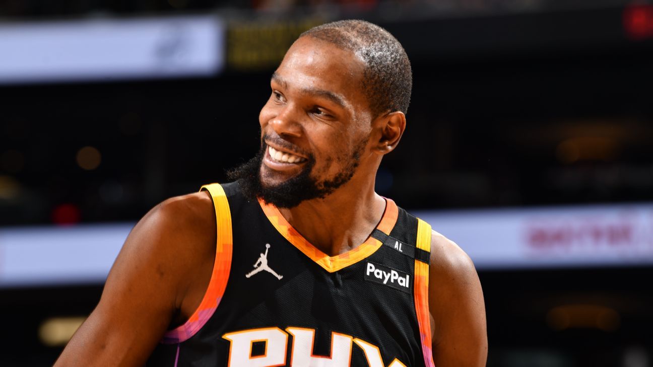 竞争激烈的 竞争激烈的